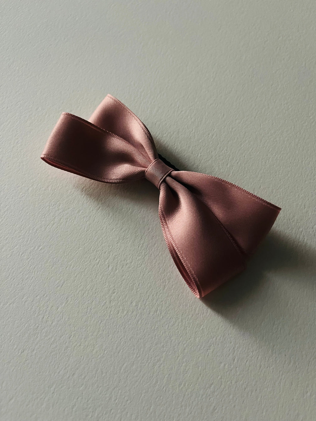 Dolly Bow Clip: Pink