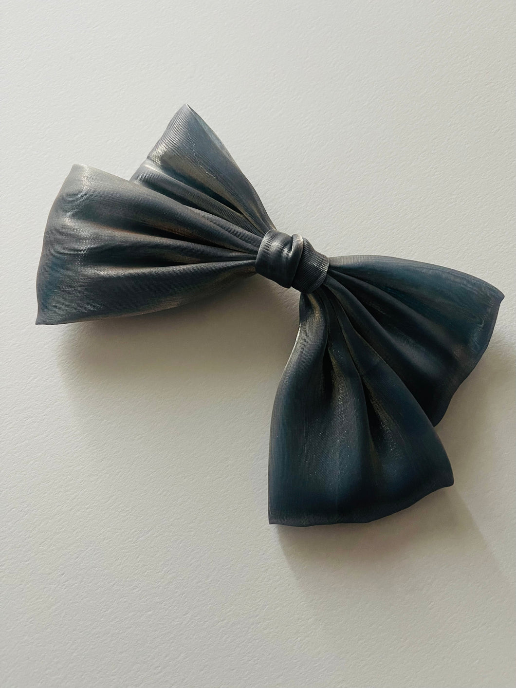 Stormy Bow Clip