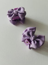 Load image into Gallery viewer, Corpus Clippi Bows Claw Clip 2-Pack: Purple
