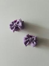 Load image into Gallery viewer, Corpus Clippi Bows Claw Clip 2-Pack: Purple
