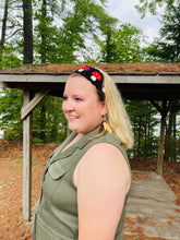 Load image into Gallery viewer, Crochet Mushroom Headband Tie
